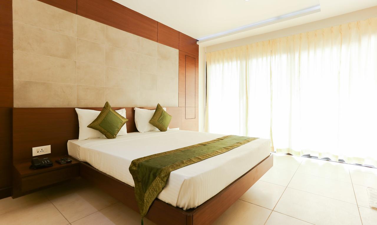 Hotel Treebo Trend Vijaya Grand Udupi Exterior foto